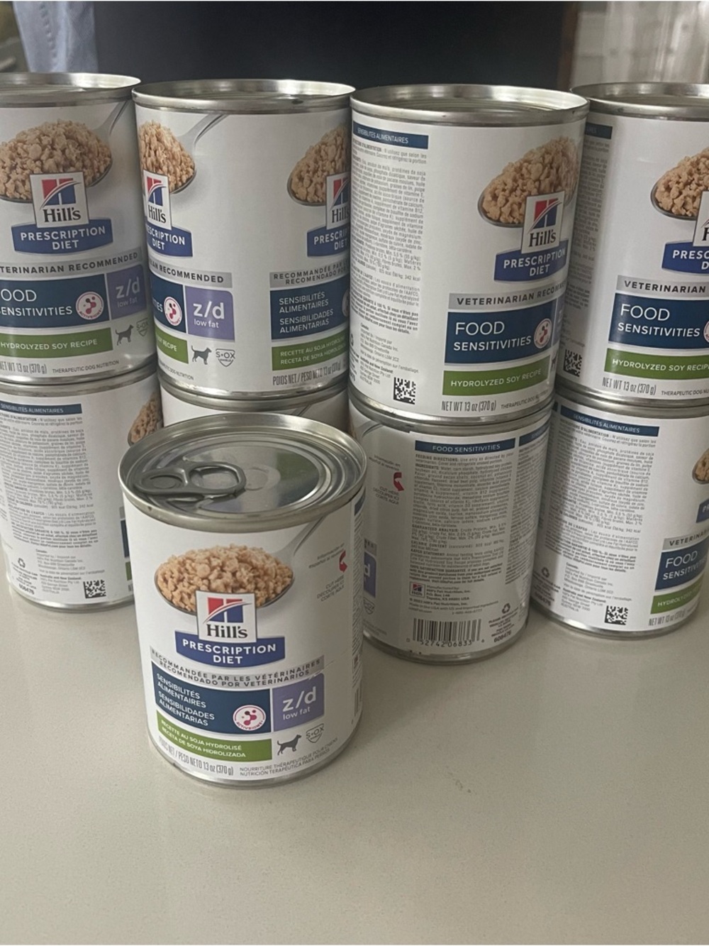 Hill's Diet z/d Low Fat Hydrolyzed Soy Recipe  Wet Dog Food 9, 13-oz cans